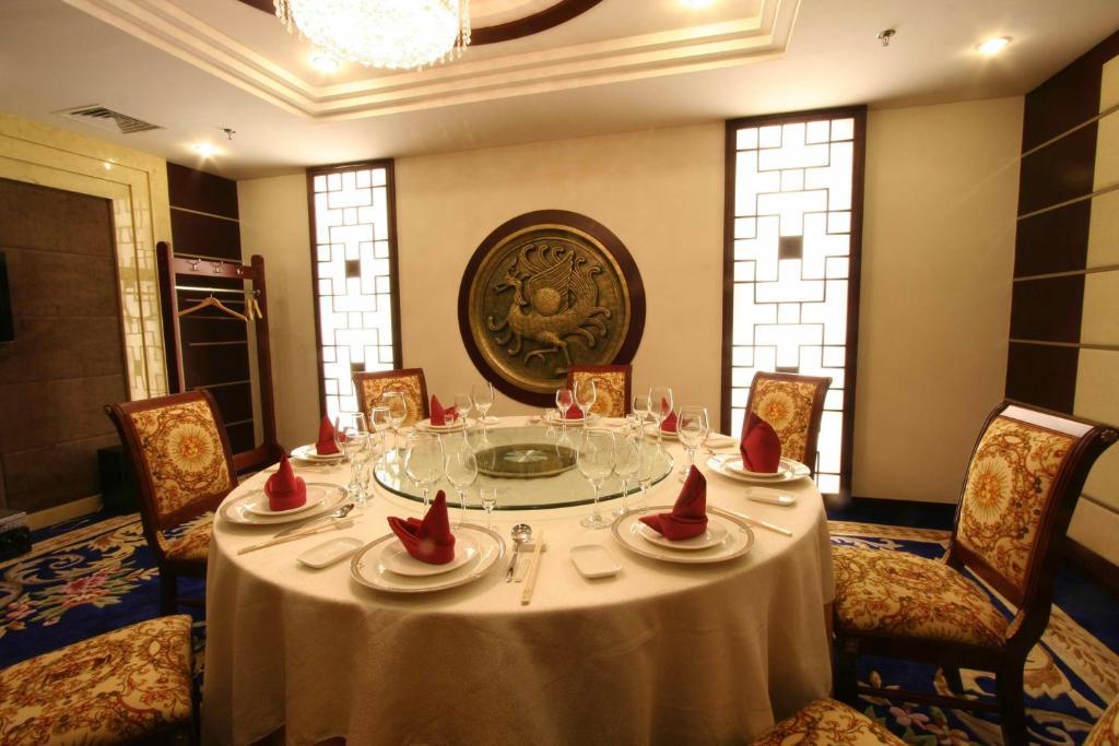 Desheng Hotel Peking Exteriör bild
